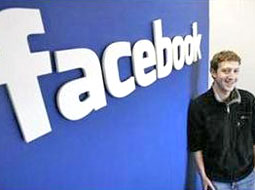 بنیان‌گذار فیس‌بوک قدرتمندترین فرد در رسانه‌های انگلیس