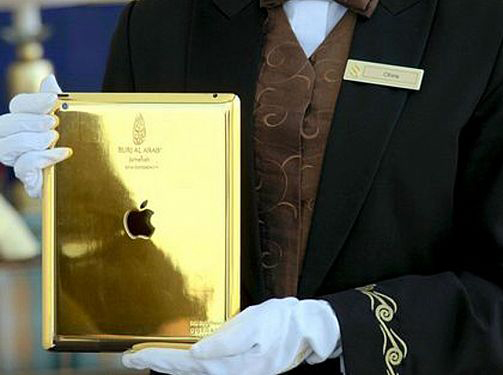 مهمانان هتل برج العرب iPad از جنس طلا در اختیار می‌گیرند