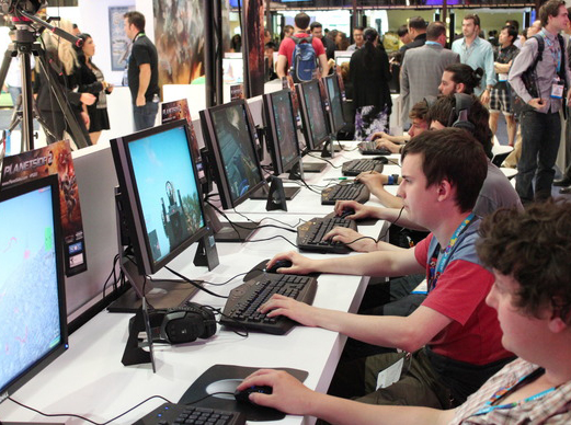 مبارزه با مجازات قاچاقچیان بازی‌های رایانه‌ای شدت گرفت