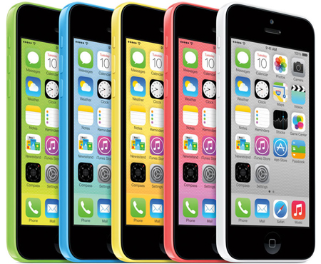 10- گوشی هوشمند iPhone 5C اپل که با بدنه پلاستیکی، ارزان‌تر از دیگر گوشی‌های این شرکت فروخته می‌شود