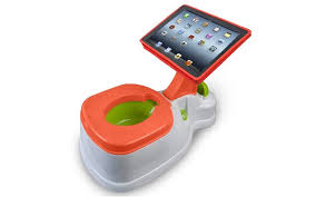 بدترین اختراع سال معرفی شد: ترکیب آیپد و توالت!