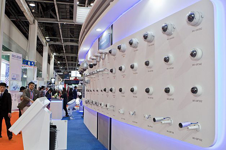 انواع دوربین‌های دیجیتالی مداربسته شرکت پاناسونیک که بسته به نوع استفاده، قابلیت‌های آنها تغییر می‌کند