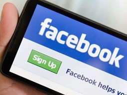 امکان ذخیره کردن اطلاعات موردعلاقه در فیس‌بوک