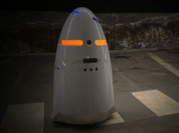 روبوت K5 جایگزین نیروی امنیتی شرکت مایکروسافت شد + عکس
