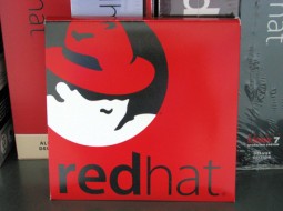 Red Hat استراتژی ابری VMware را ناکارآمد خواند