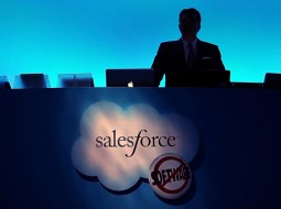 Salesforce فصل نخست ۲۰۱۵ بهتر از پیش‌بینی‌های قبلی درآمد کسب کرد