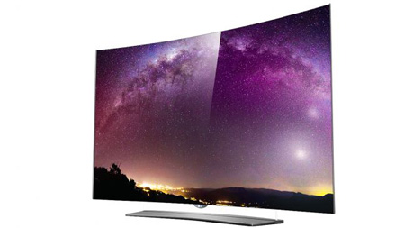 3- LG 55EG960V؛ اگر هنوز به فکر خرید یک تلویزیون OLED نیستید، لذت تماشا با این تلویزیون شما را تشویق به خریدش می‌کند!