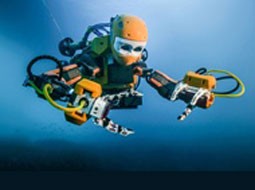 ربات انسان‌نمای OceanOne برای یافتن گنج در اعماق دریای مدیترانه غواصی خواهد کرد