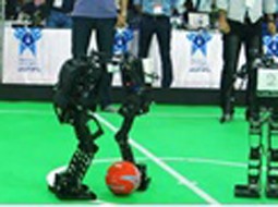 تیم رباتیک «باسط پژوه» قهرمان بخش سایز بزرگ ربوکاپ 2016 آلمان
