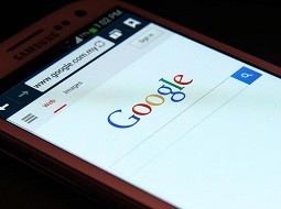 گوگل سوابق پزشکی را از نتایج جست‌وجو حذف می‌کند