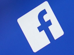 تعداد کاربران فعال فیس‌بوک از دو میلیارد نفر در ماه عبور می‌کند