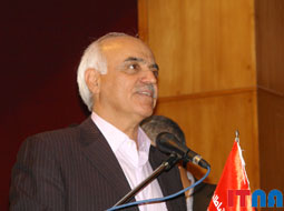 پرویز رحمتی مدیر عامل شرکت رایورز