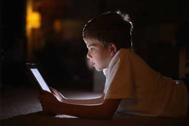 طرحی برای استفاده ایمن کودکان از اینترنت