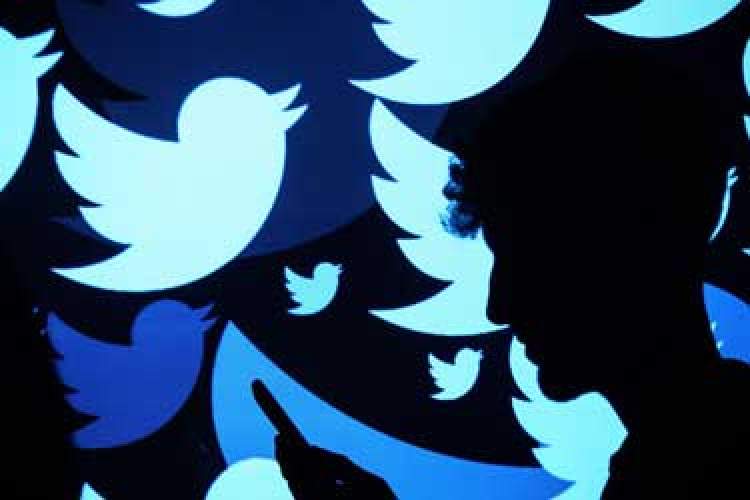 برای ده ساله شدن فیلترینگ توئیتر در ایران