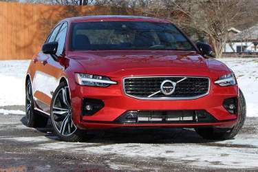 گزارش تصویری ایتنا: ولوو 2019 S60 T6 R-Design، طراحی ساده و کاربردی  <img src="/images/picture_icon.gif" width="16" height="13" border="0" align="top">