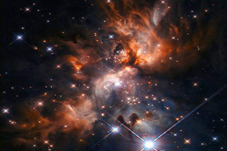 دانشمندان می‌گویند براساس تپش ستارگان خاص می‌توان ابعاد گیتی را تخمین زد