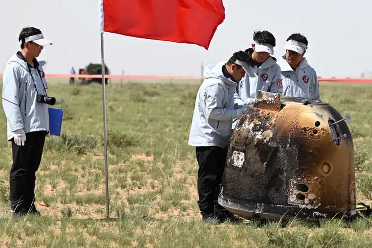 بازگشت موفقیت‌آمیز کاوشگر چین از سفر به نیمه تاریک ماه